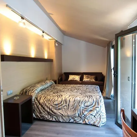 Hotel 9 Sant Antoni Ribes De Freser