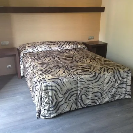 Hotel 9 Sant Antoni Only Adults Ribes De Freser